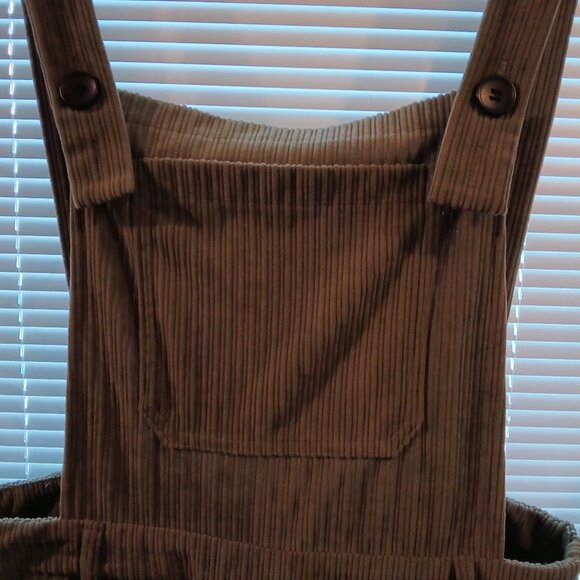Cider 💚 Womens Adorable Olive Green Corduroy Wide Leg Overalls 💚 - Picture 3 of 16